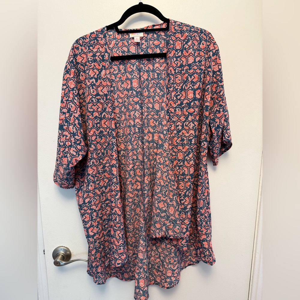 LuLaRoe Coral and Blue Patterned Top